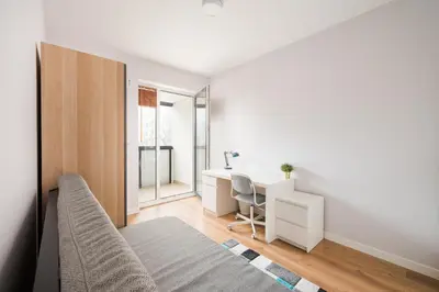 Część wypoczynkowa w obiekcie Sady Żoliborskie Generous Apartment by BookingHost