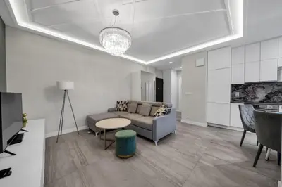 Część wypoczynkowa w obiekcie Wola Apartment - 9th Floor, Parking & Balcony - by Rentujemy
