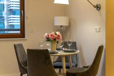 Plan piętra w obiekcie Wola Apartment - 9th Floor, Parking & Balcony - by Rentujemy