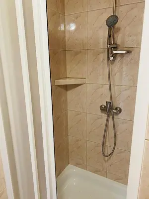 Łazienka w obiekcie Marki hostel