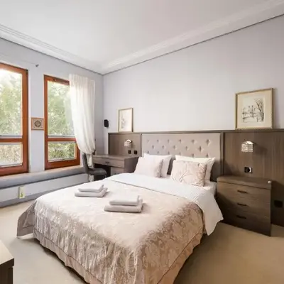 Royal Wilanów Spacious Apartment by BookingHost
