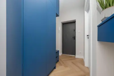 Plan piętra w obiekcie Apartament w Sercu Warszawy Biurko do Pracy Zdalnej by Noclegi Renters