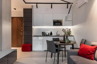 Kuchnia lub aneks kuchenny w obiekcie P&O Apartments Mennica Residence VIII