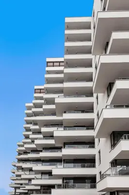 Budynek, w którym mieści się apartament