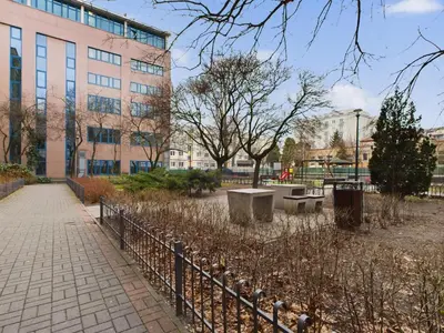 Budynek, w którym mieści się apartament