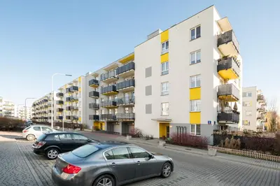 Budynek, w którym mieści się apartament