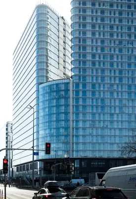 Budynek, w którym mieści się apartament