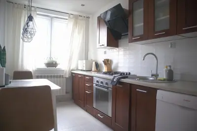 Kuchnia lub aneks kuchenny w obiekcie Poczuj się jak w domu! by VAYA STAYS