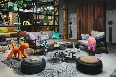 Część wypoczynkowa w obiekcie Moxy Warsaw City