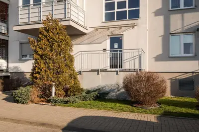 Budynek, w którym mieści się apartament