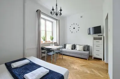 Telewizja i/lub zestaw kina domowego w obiekcie Urban Nest - Marszałkowska 140