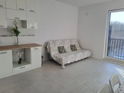Kuchnia lub aneks kuchenny w obiekcie Apartament Cykady pod Warszawą