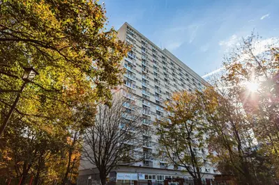 Budynek, w którym mieści się apartament