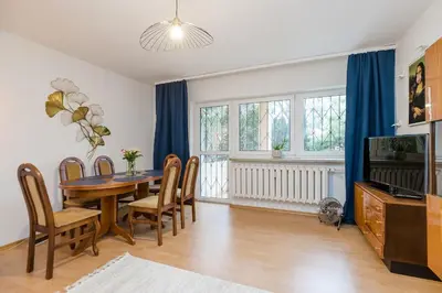 Telewizja i/lub zestaw kina domowego w obiekcie ShortStayPoland Piekałkiewicza B112