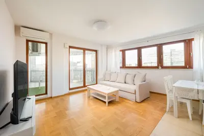 Telewizja i/lub zestaw kina domowego w obiekcie Wronia Business Superior Residence by BookingHost