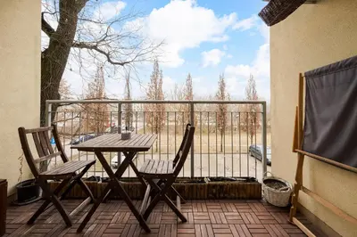 Balkon lub taras w obiekcie Marywilska 67 Inviting Apartment by BookingHost