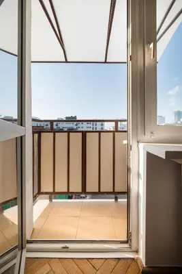Balkon lub taras w obiekcie Złota Standard Studio by BookingHost