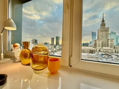 Widok na miasto Warszawa z tego apartamentu