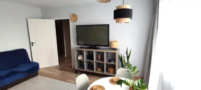 Telewizja i/lub zestaw kina domowego w obiekcie Bielany-Wawrzyszew