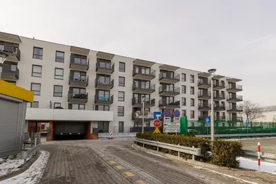 Budynek, w którym mieści się apartament