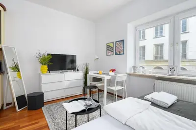 Telewizja i/lub zestaw kina domowego w obiekcie P&O Serviced Apartments Mazowiecka