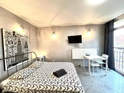 Łóżko lub łóżka w pokoju w obiekcie APARTEL24pl Oldtown II Close to Metro