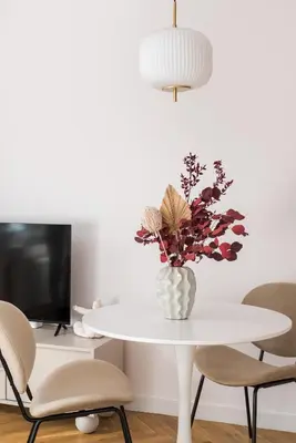 Telewizja i/lub zestaw kina domowego w obiekcie Krasiński Garden Superior Apartment by BookingHost