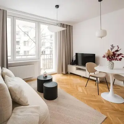 Krasiński Garden Superior Apartment by BookingHost