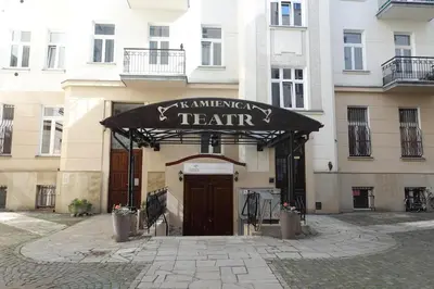 Budynek, w którym mieści się apartament