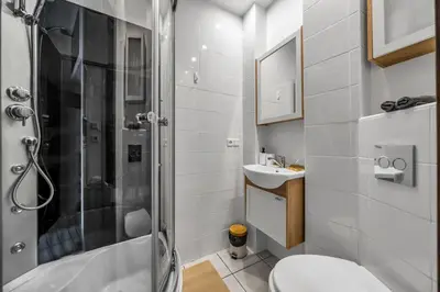 Łazienka w obiekcie Warsaw Comfort Studio - Top Location, Metro Nearby - by Rentujemy