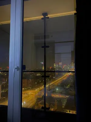 Widok na miasto Warszawa z tego apartamentu