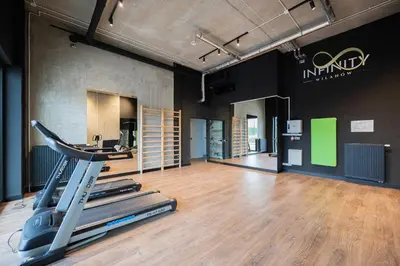 Centrum fitness w obiekcie LUX Pastel Oasis Family Apartment with Parking & Gym by Renters Prestige