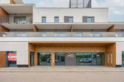 Budynek, w którym mieści się apartament