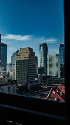 Widok na miasto Warszawa z tego apartamentu