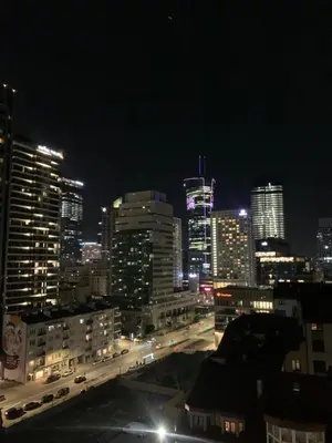 Widok na miasto Warszawa z tego apartamentu
