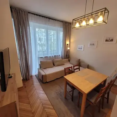 Apart Blisko