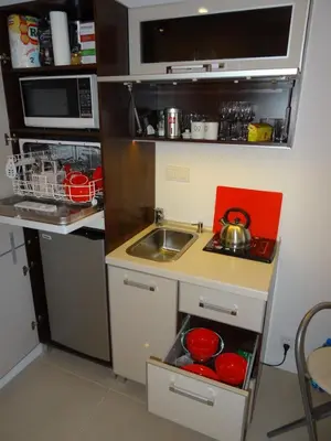 Kuchnia lub aneks kuchenny w obiekcie Apartamenty Metro Młociny