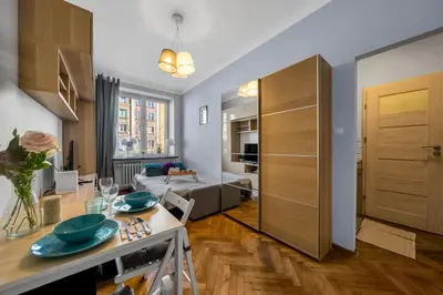 Kuchnia lub aneks kuchenny w obiekcie Downtown Studio - Top Location, Metro&Trams Nearby - by Rentujemy