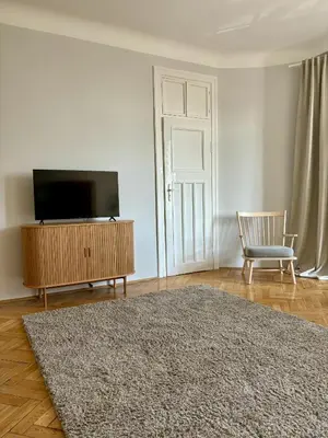 Telewizja i/lub zestaw kina domowego w obiekcie Chocimska 35 - Skwer Tarasa Szewczenki - Stary Mokotów
