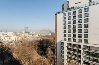 Budynek, w którym mieści się apartament