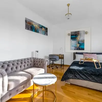 Wola 14th Floor Studio - Parking & Balcony - by Rentujemy