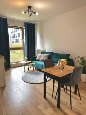 Część wypoczynkowa w obiekcie Apartment near Chopin Airport by Real Apartment