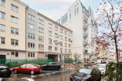 Budynek, w którym mieści się apartament