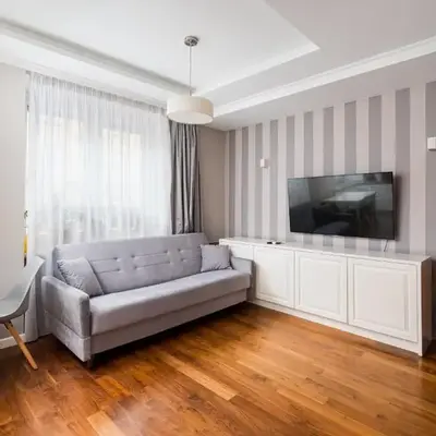 Wilcza City Centre Cosy Apartment by BookingHost