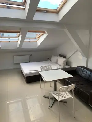 Część wypoczynkowa w obiekcie Apartamenty Hoża Attic Studio