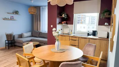 Kuchnia lub aneks kuchenny w obiekcie Blue Apartment with balcony - self check-in