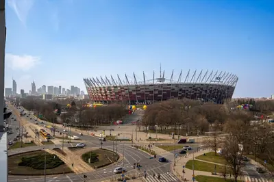 Widok na miasto Warszawa z tego apartamentu