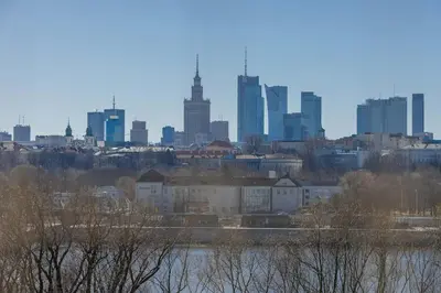 Widok na miasto Warszawa z tego apartamentu