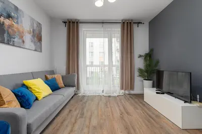 Telewizja i/lub zestaw kina domowego w obiekcie Rakowska 14A by Homeprime