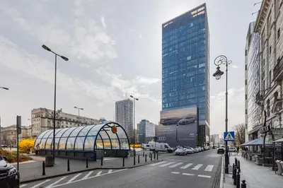 Budynek, w którym mieści się apartament